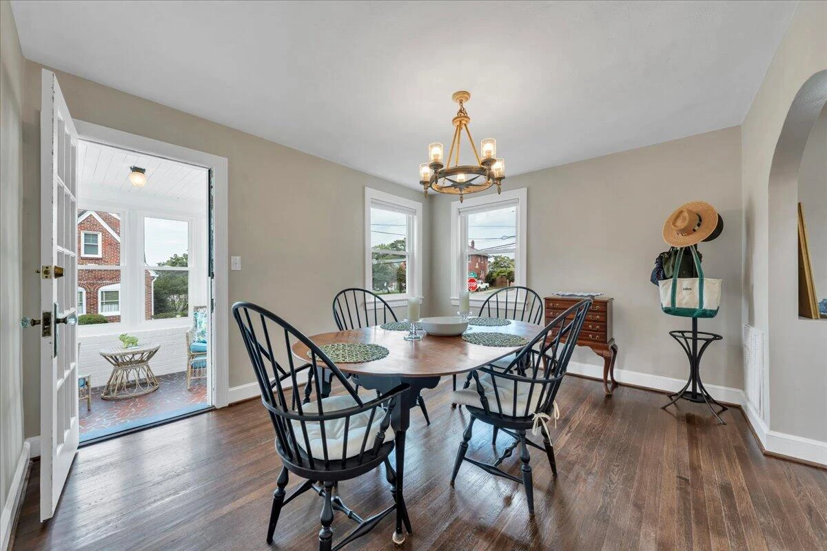 2701 Guilford AVE SW - Photo 12
