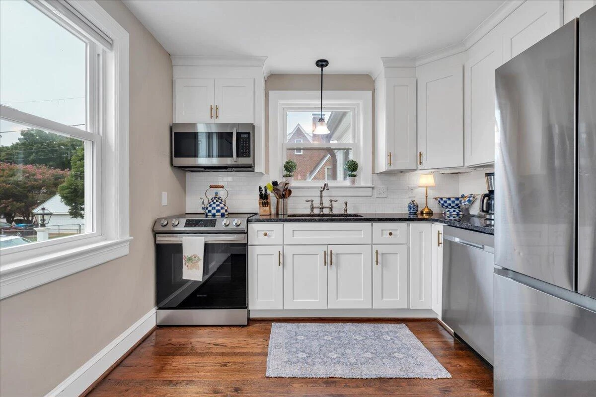 2701 Guilford AVE SW - Photo 14