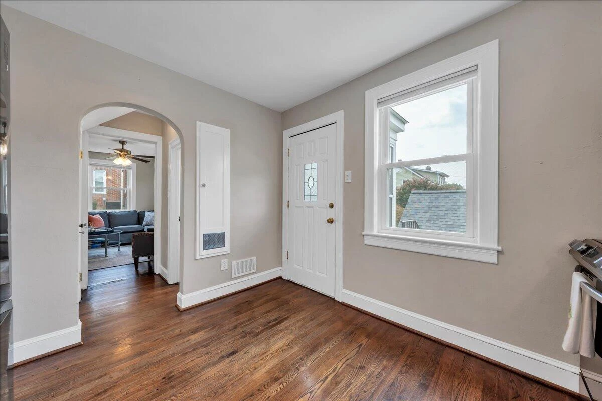 2701 Guilford AVE SW - Photo 17