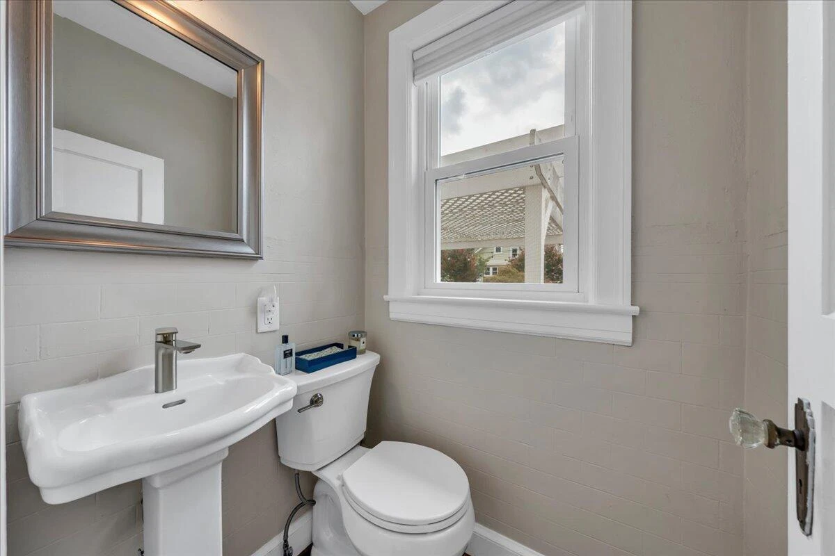 2701 Guilford AVE SW - Photo 18