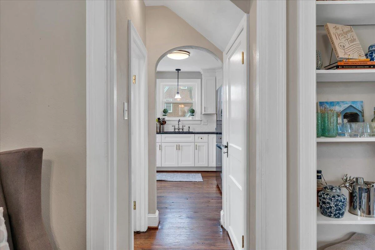 2701 Guilford AVE SW - Photo 22