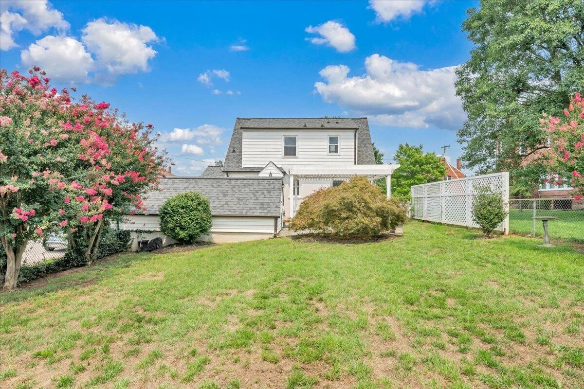 2701 Guilford AVE SW - Photo 38