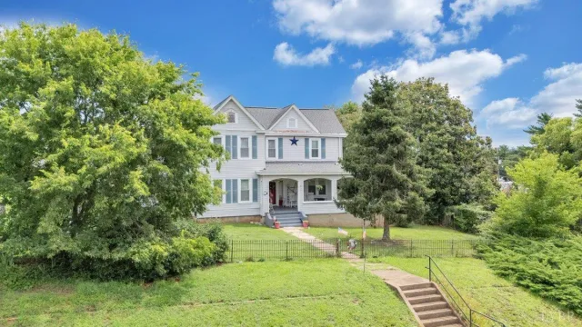 901 Bedford AVE, Altavista, VA, 24517