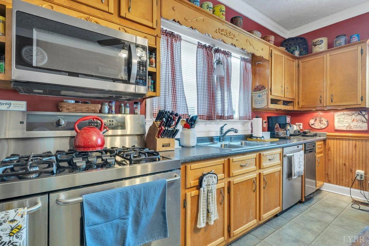 901 Bedford AVE - Photo 40