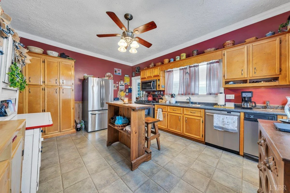 901 Bedford AVE - Photo 42