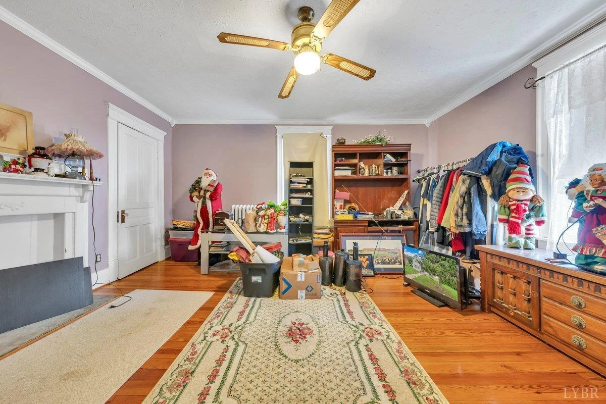 901 Bedford AVE - Photo 48