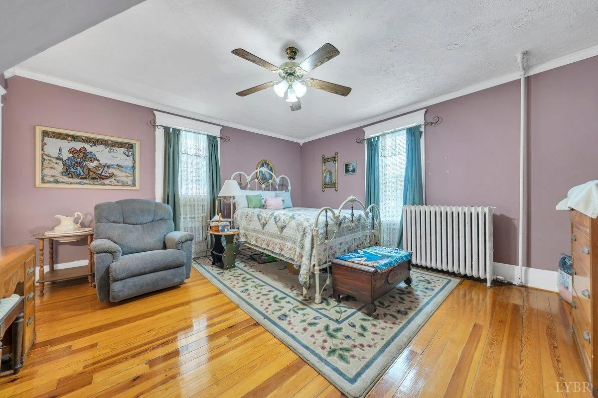 901 Bedford AVE - Photo 49