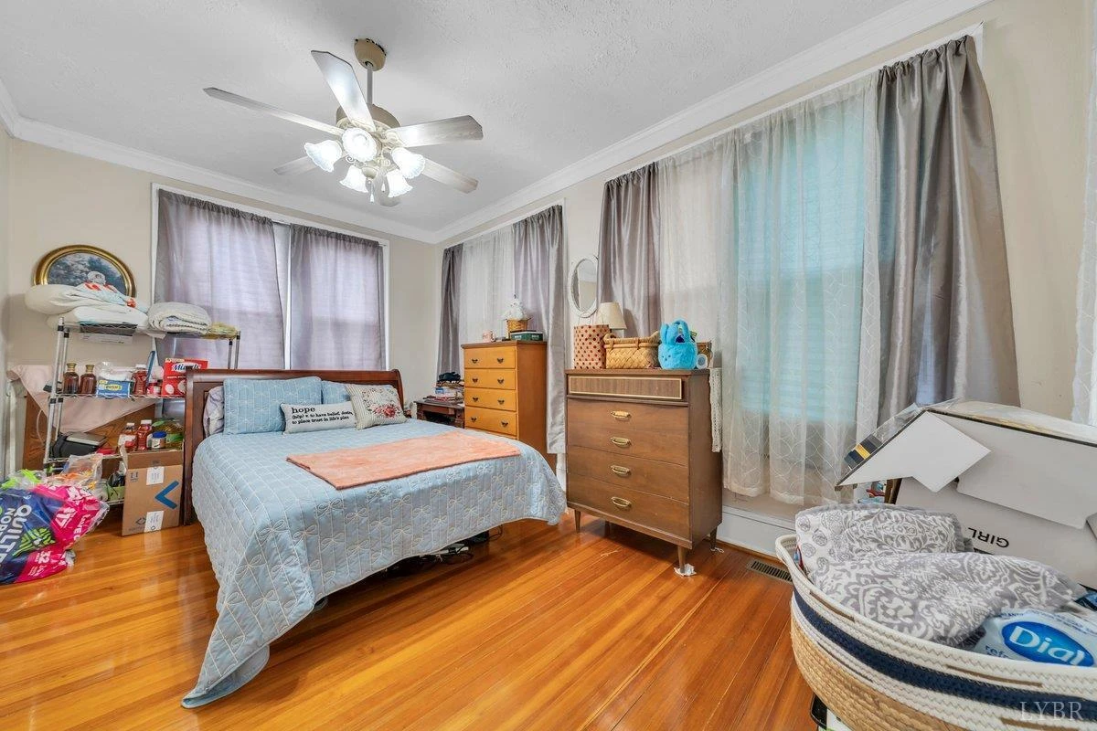 901 Bedford AVE - Photo 53