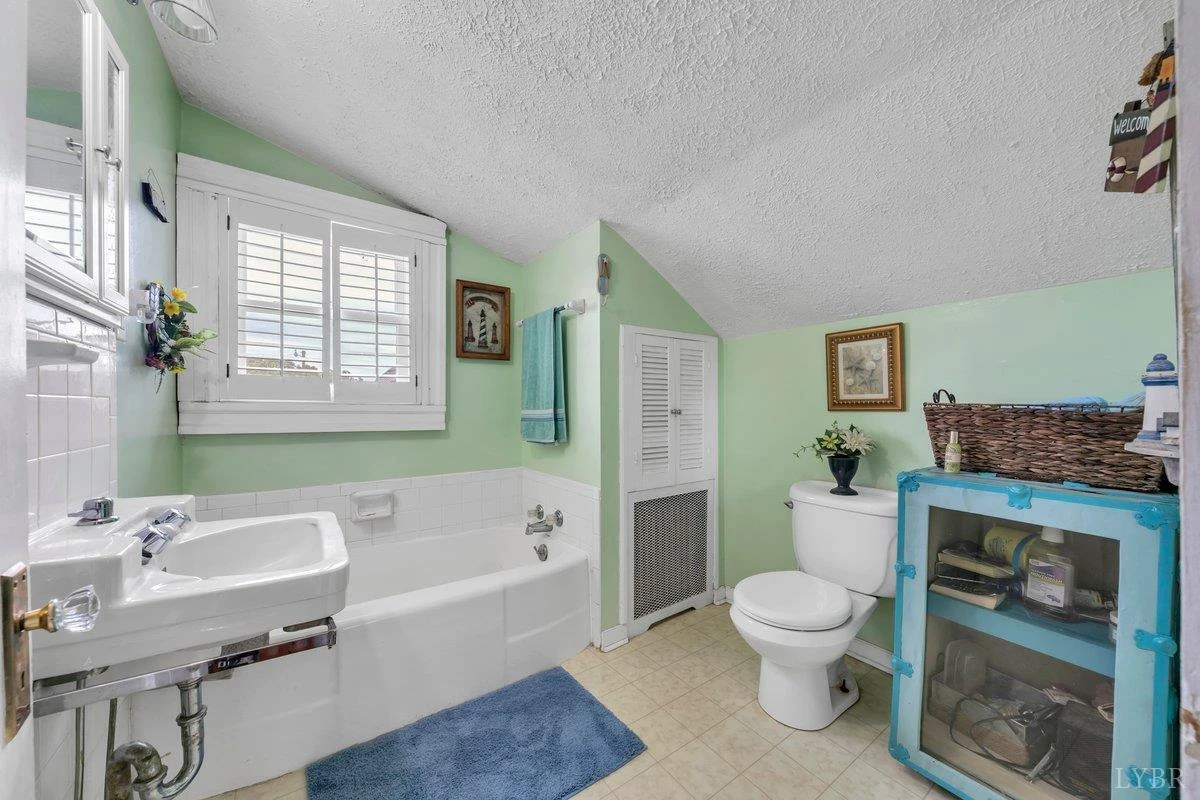 901 Bedford AVE - Photo 57