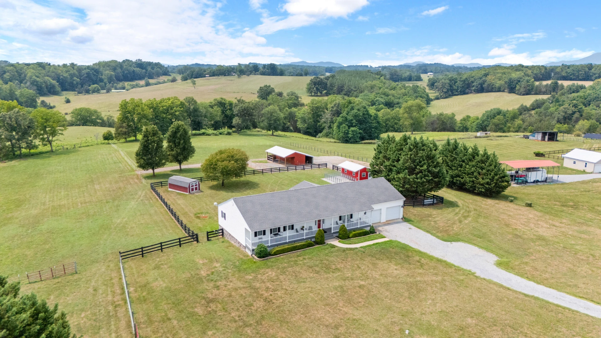 4755 Old Country RD