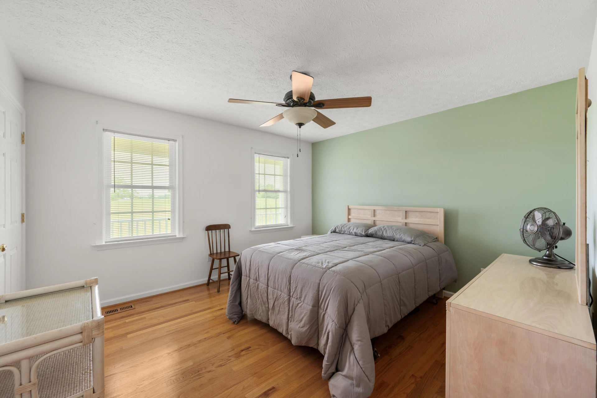 4755 Old Country RD - Photo 28