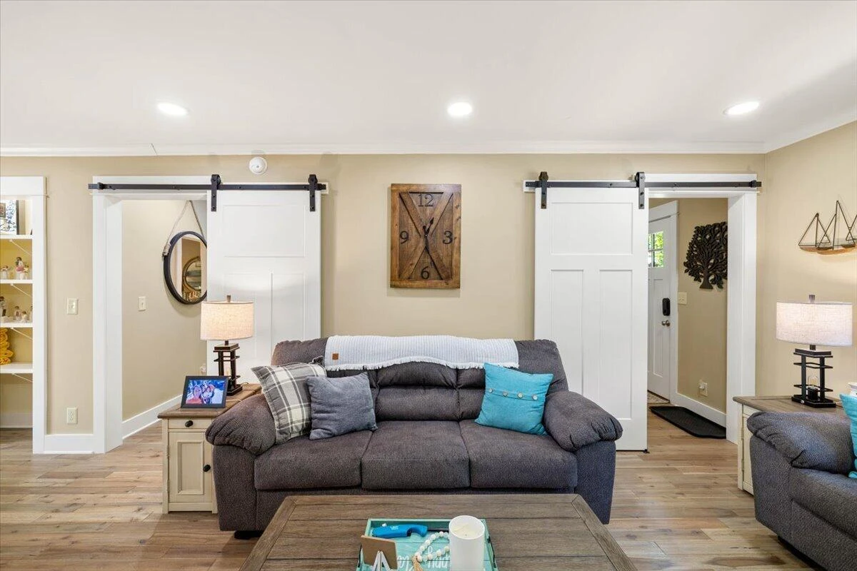70 Crescent LN - Photo 10