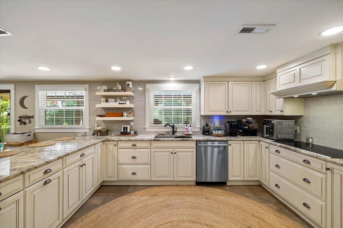 70 Crescent LN - Photo 24