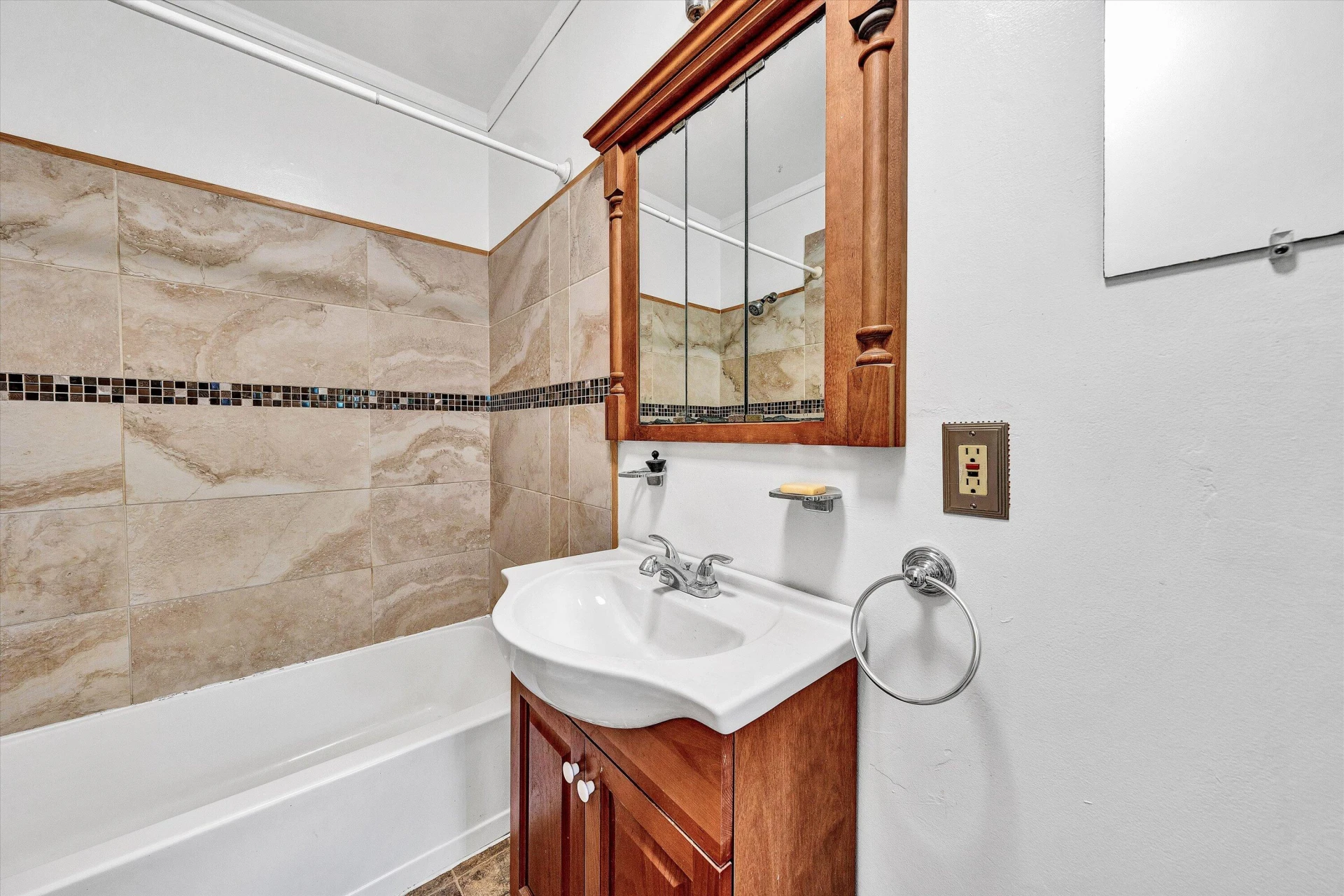 1036 Country Club DR NW - Photo 30