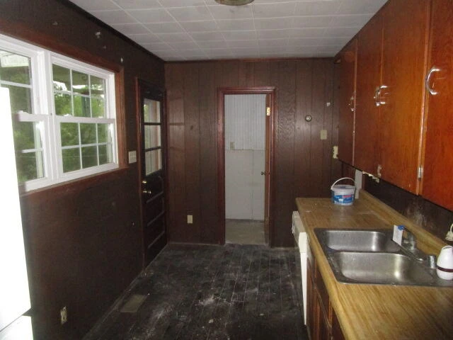 7750 Edwardsville RD - Photo 9