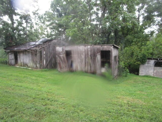 7750 Edwardsville RD - Photo 24