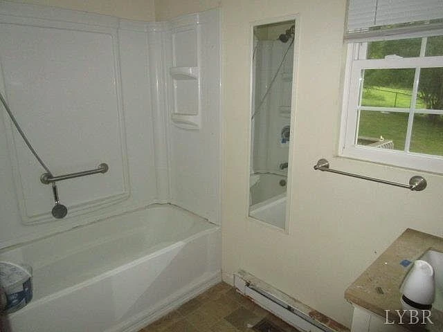 7750 Edwardsville RD - Photo 11