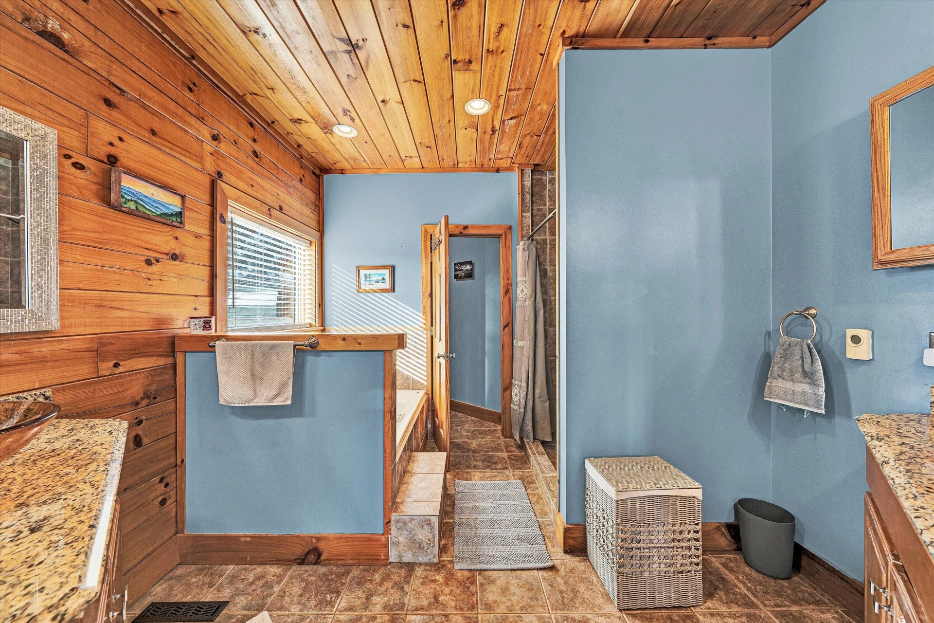 2972 Algoma RD - Photo 26