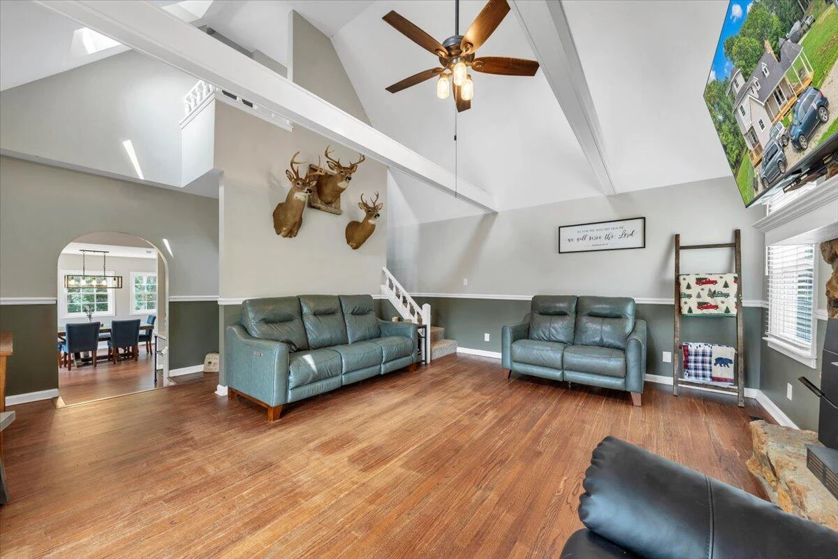 2154 Diamond Hill RD - Photo 7