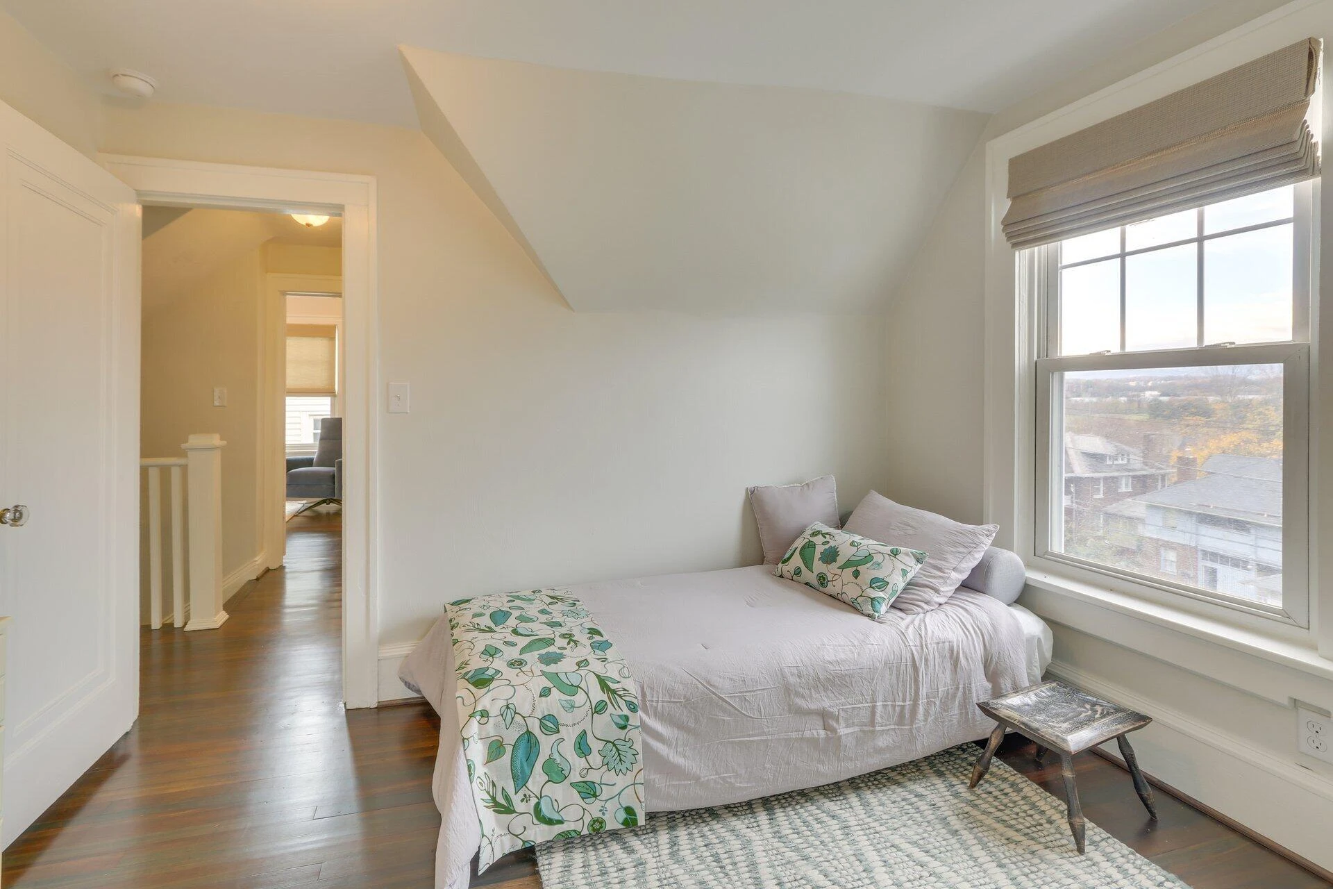 1318 Belleview AVE SE - Photo 6