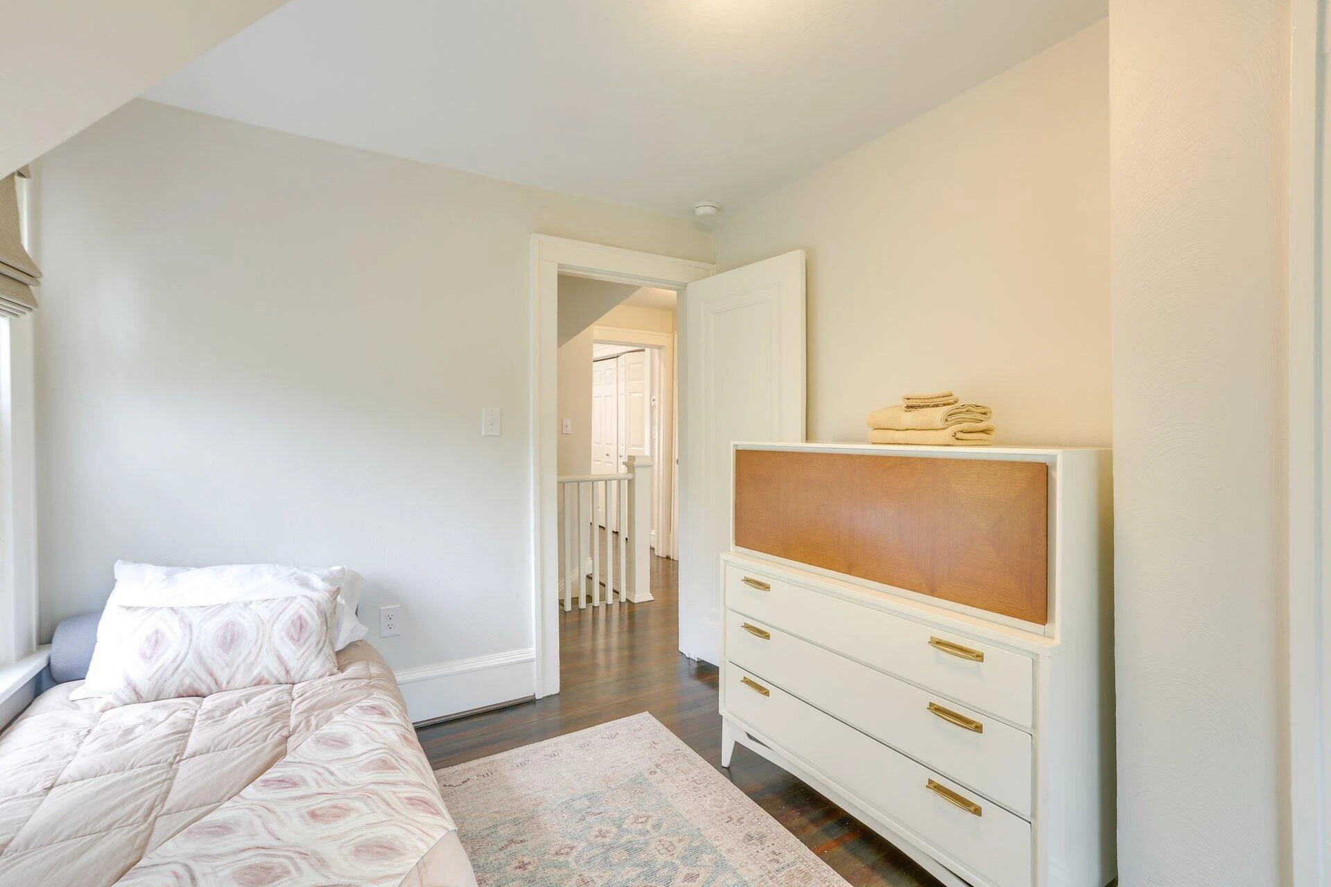 1318 Belleview AVE SE - Photo 8