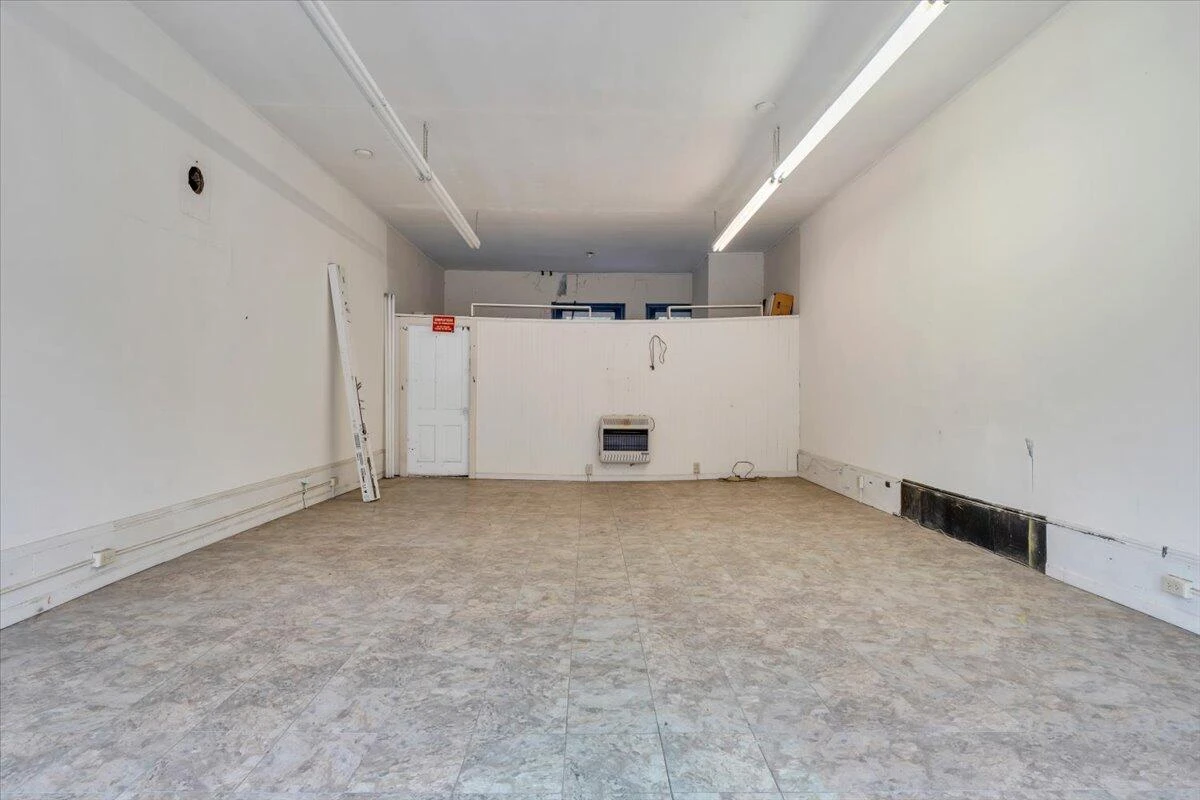 19727 Main ST - Photo 7