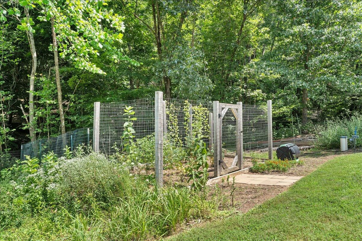 615 Muse RD - Photo 51
