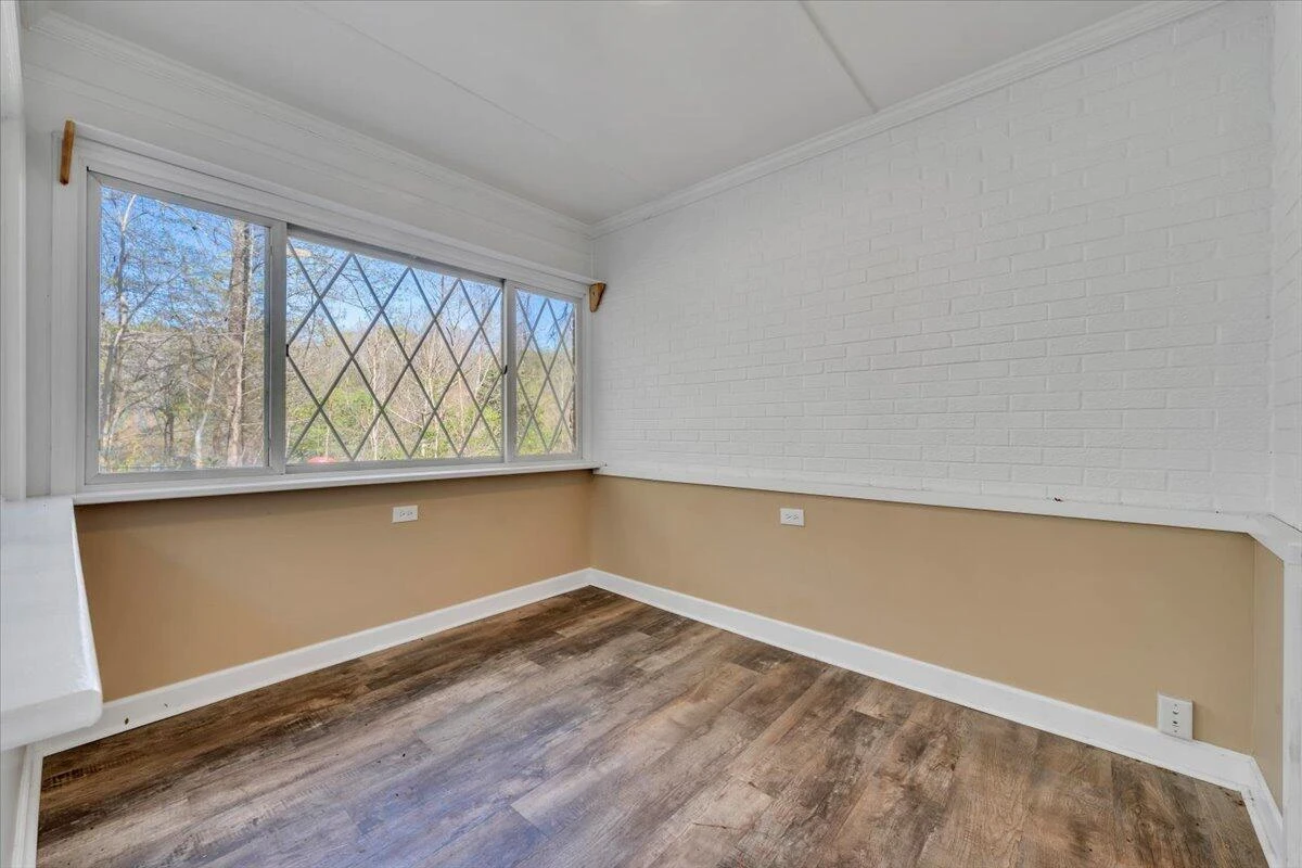 1065 Cain DR - Photo 29