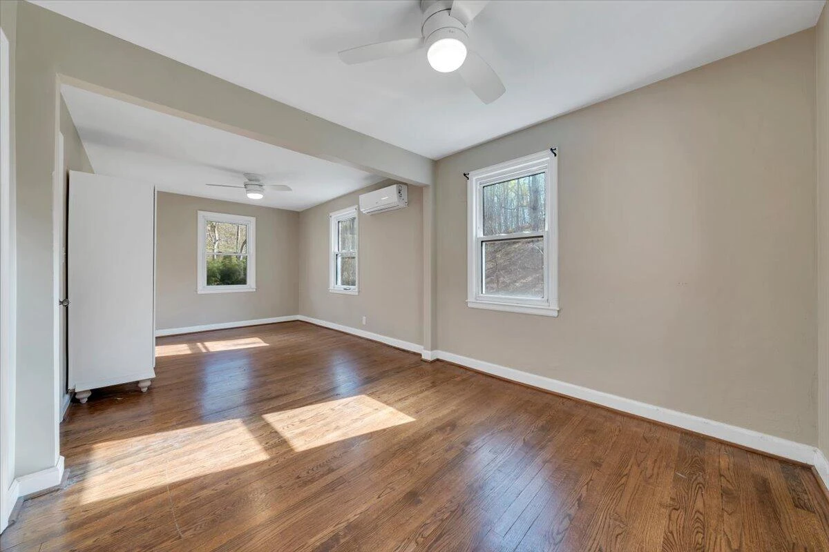 1065 Cain DR - Photo 33