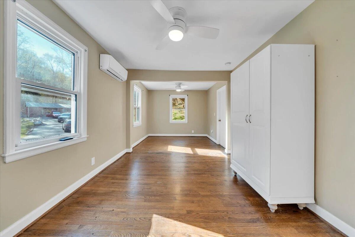 1065 Cain DR - Photo 37