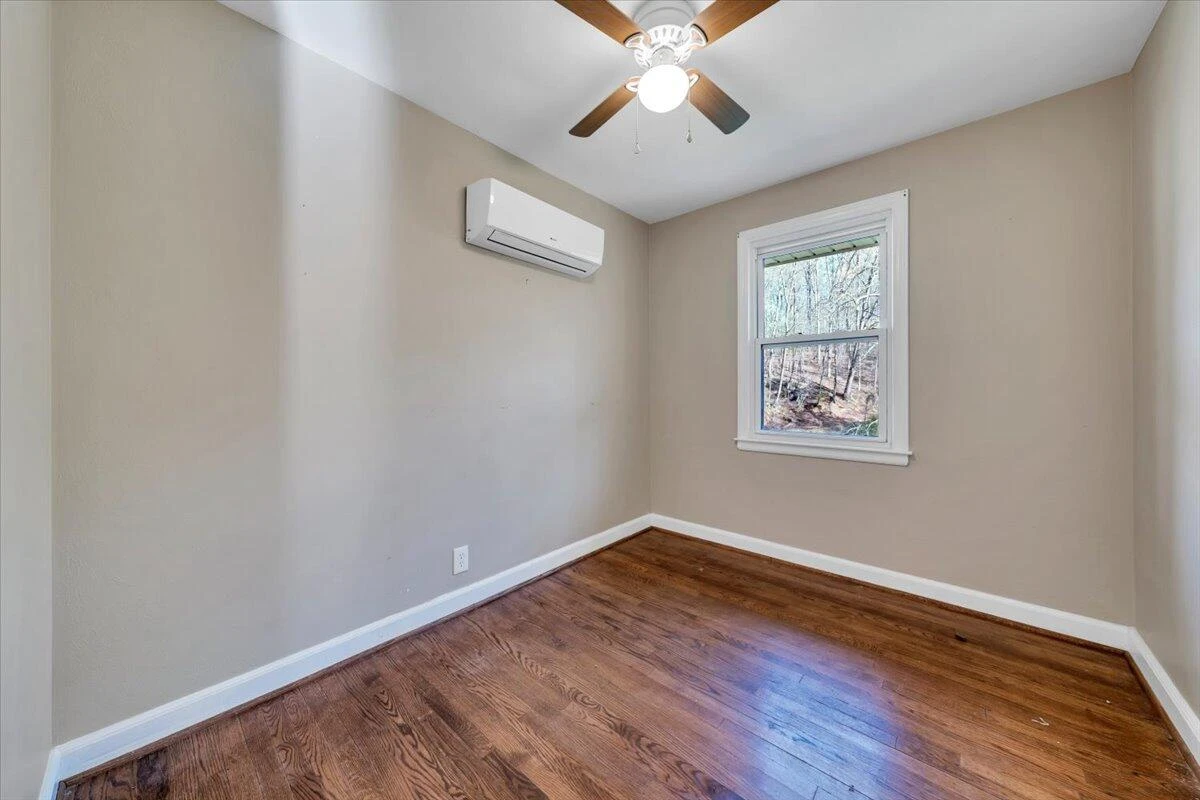 1065 Cain DR - Photo 42