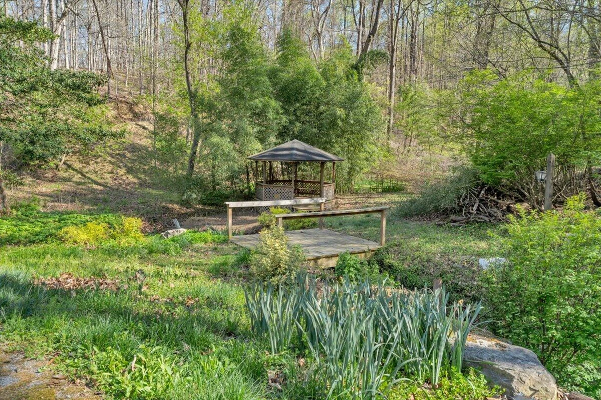 1065 Cain DR - Photo 62