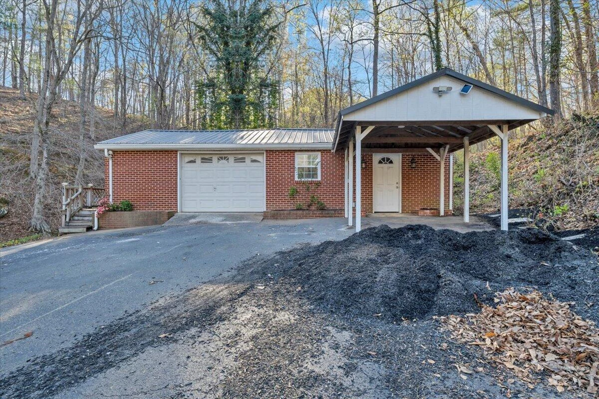 1065 Cain DR - Photo 76