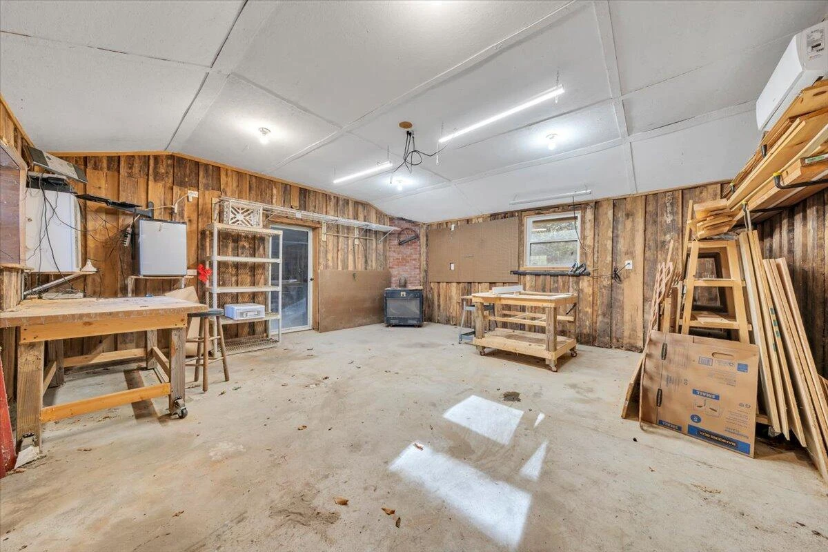1065 Cain DR - Photo 82