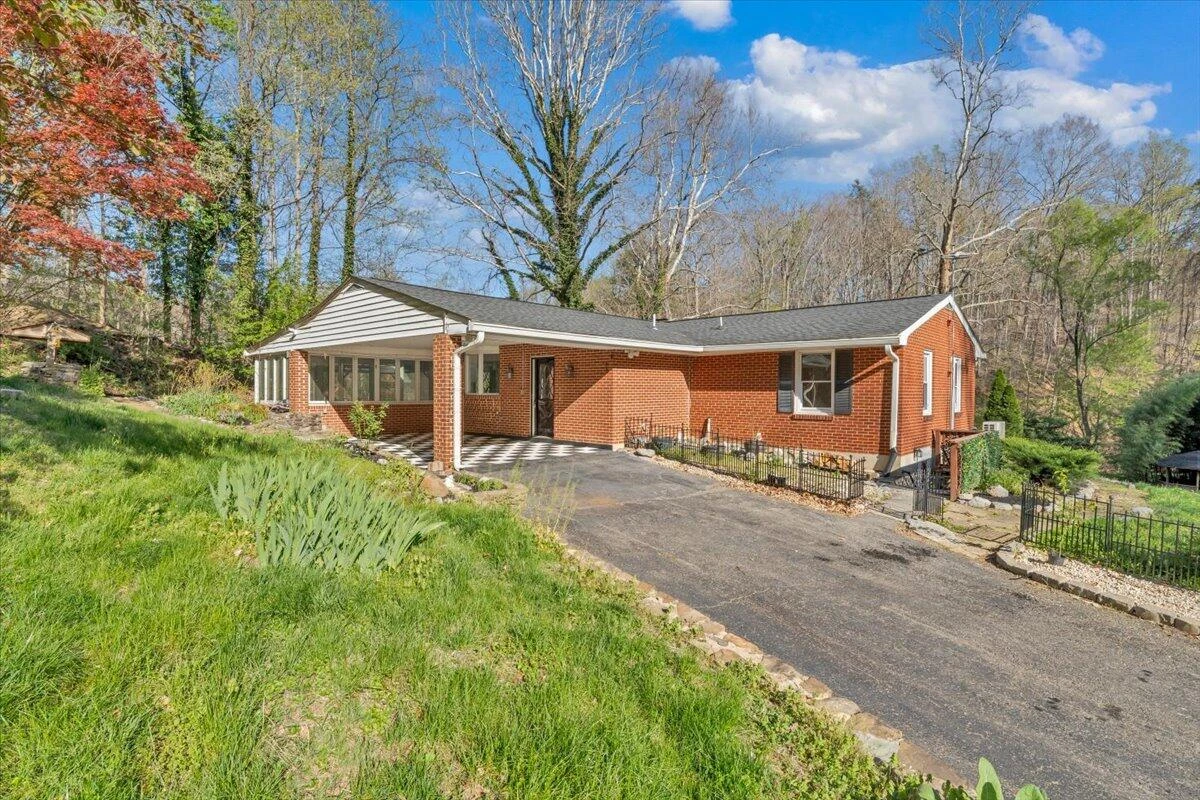 1065 Cain DR - Photo 88