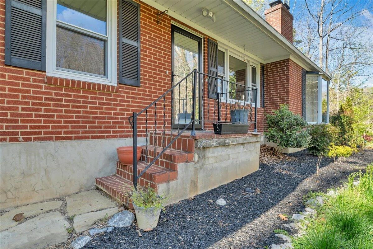 1065 Cain DR - Photo 92