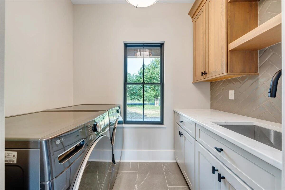 3843 Saul LN - Photo 27