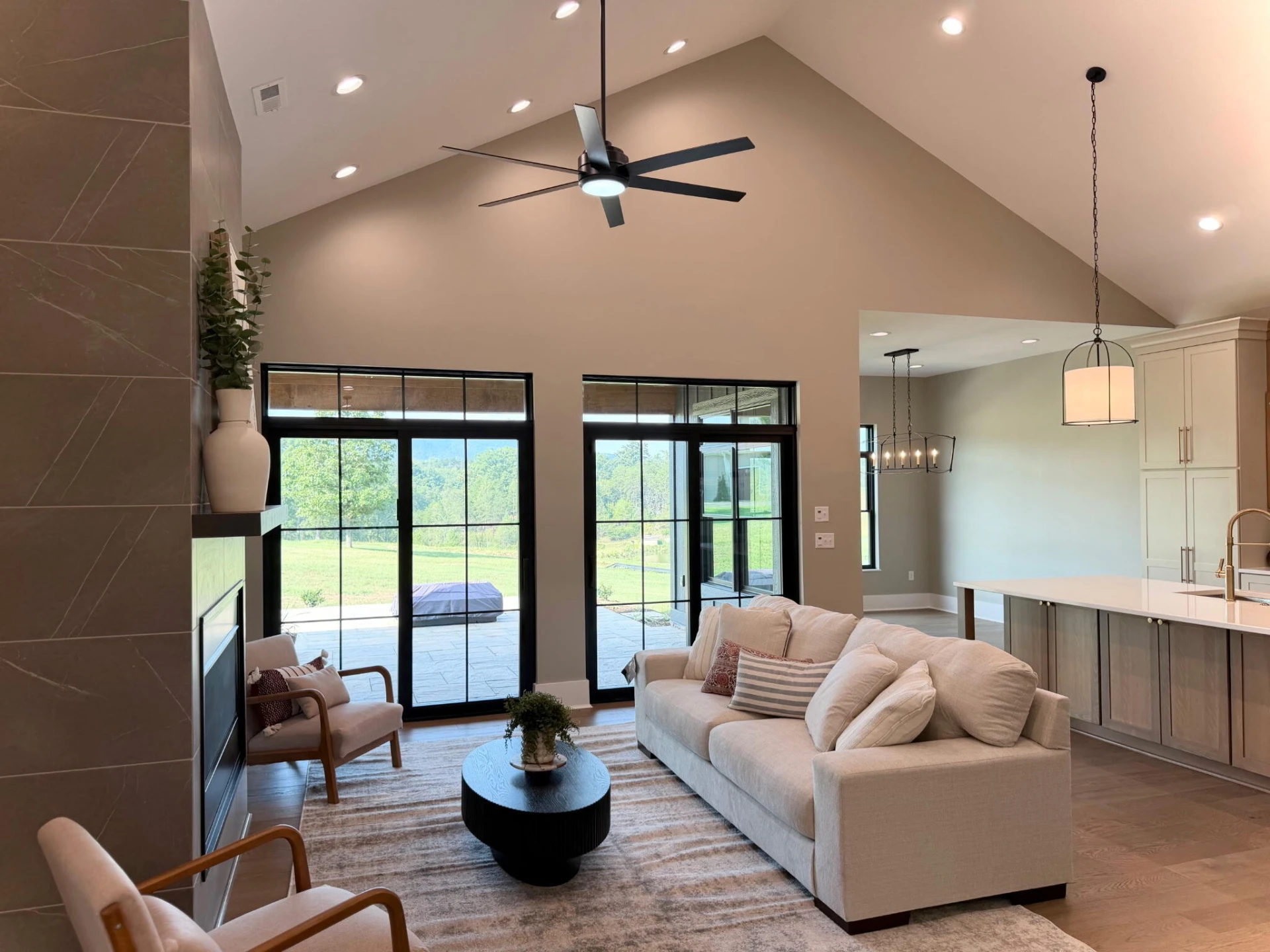 3843 Saul LN - Photo 14