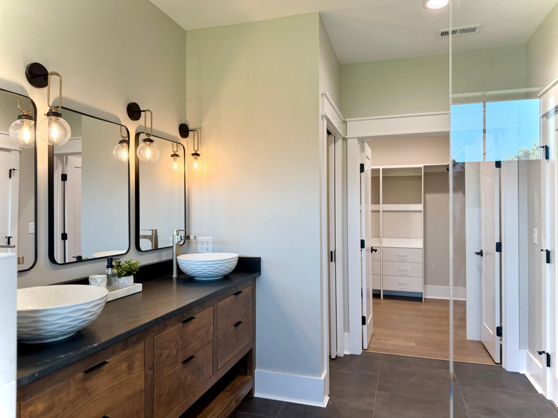 3843 Saul LN - Photo 42