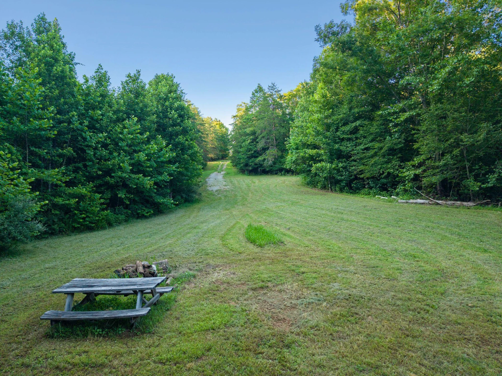2354 Three Oaks RD - Photo 30