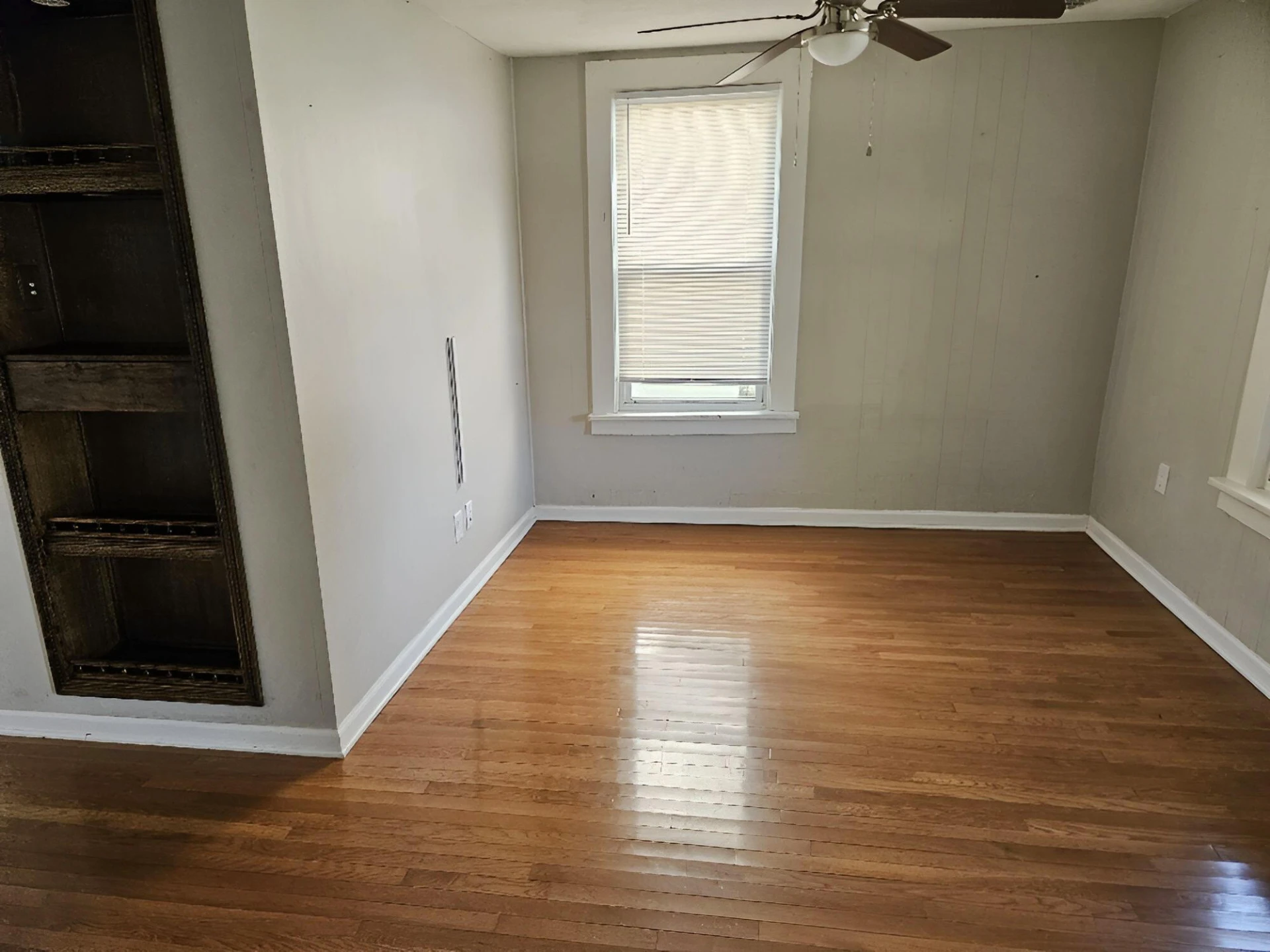 1116 Fairfax AVE NW - Photo 2