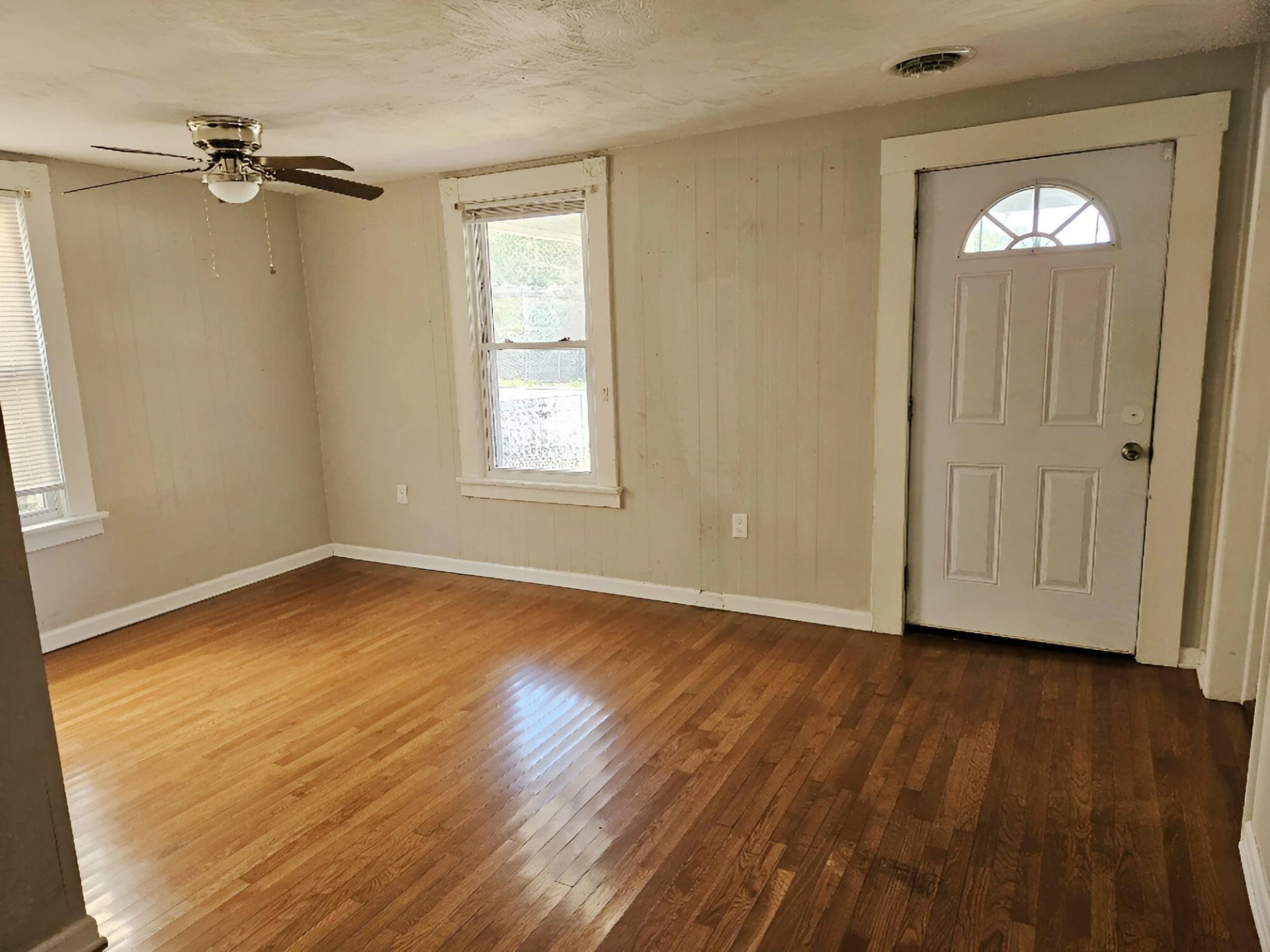 1116 Fairfax AVE NW - Photo 11