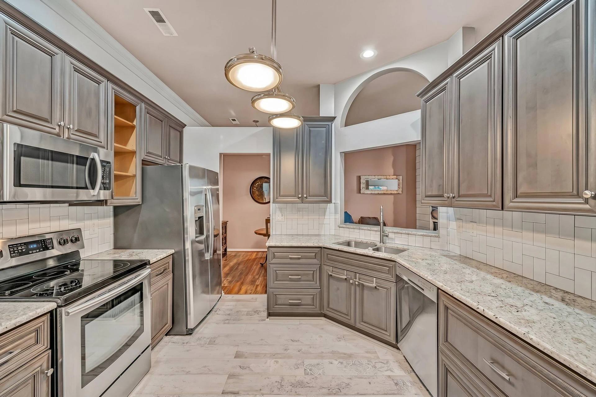 4724 Barclay SQ SW - Photo 18