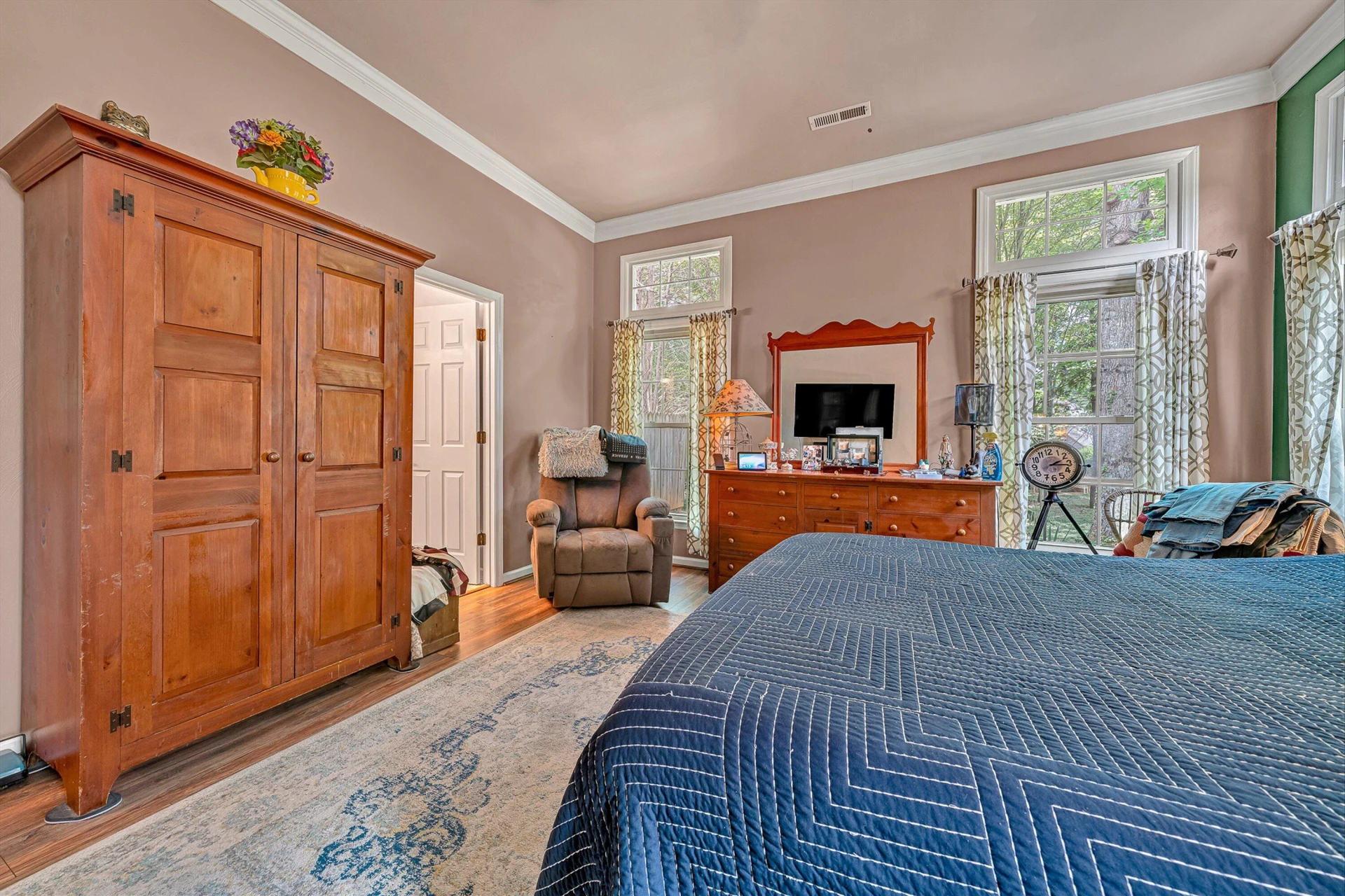 4724 Barclay SQ SW - Photo 23