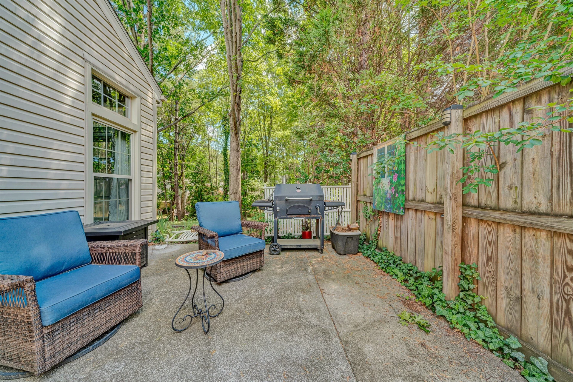 4724 Barclay SQ SW - Photo 32