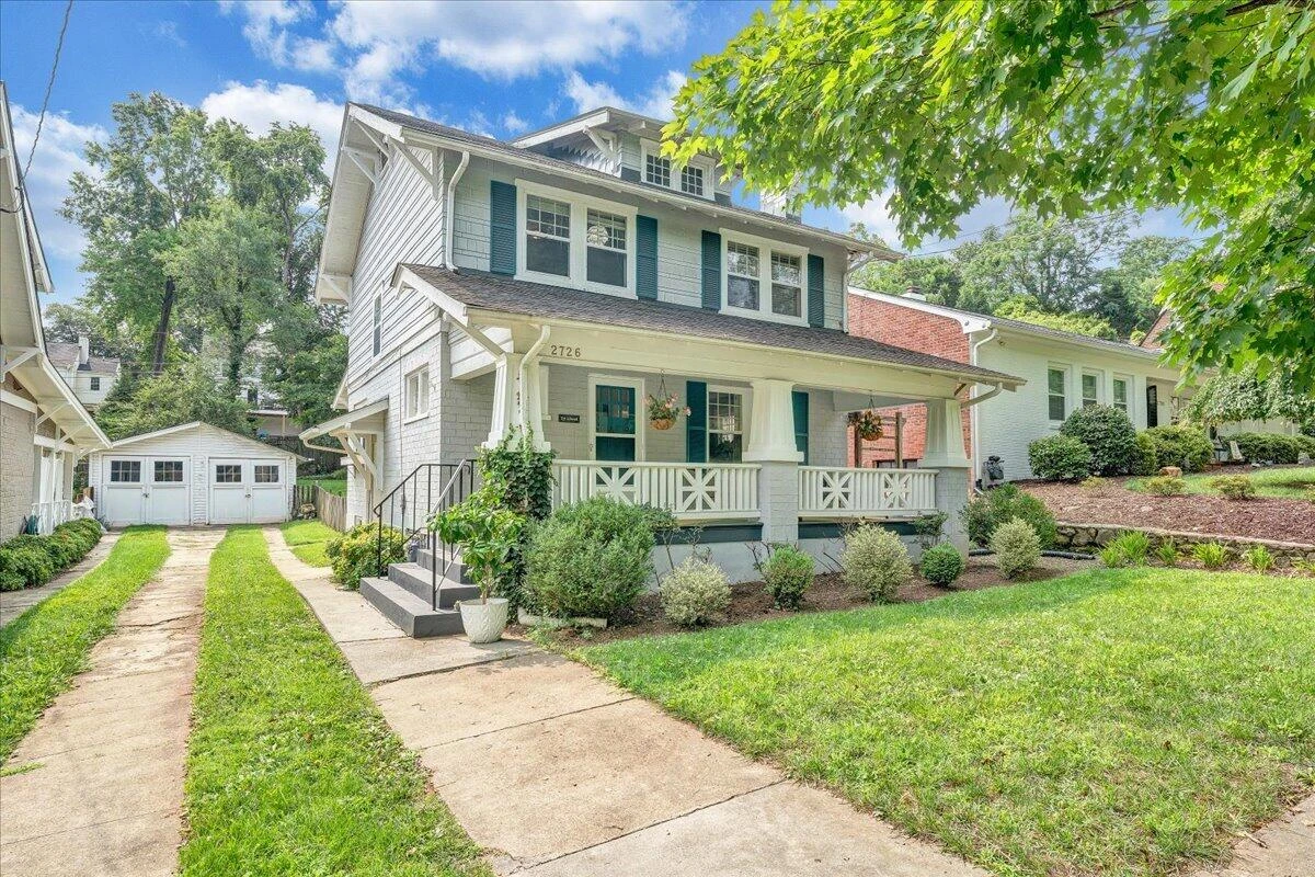 2726 Carolina AVE SW - Photo 2