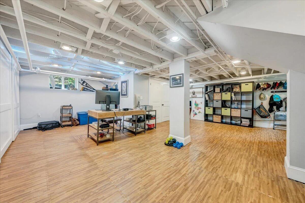 2726 Carolina AVE SW - Photo 37