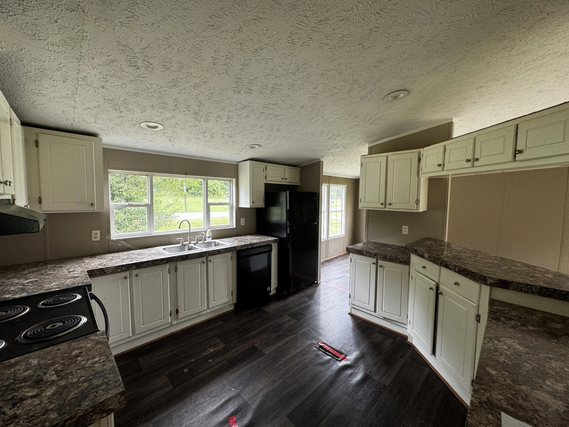419 Pocahontas ST - Photo 3