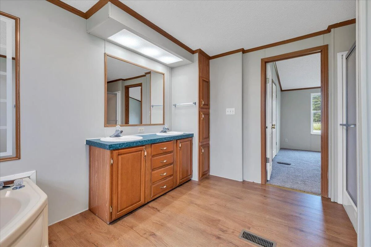 8445 Truevine RD - Photo 32
