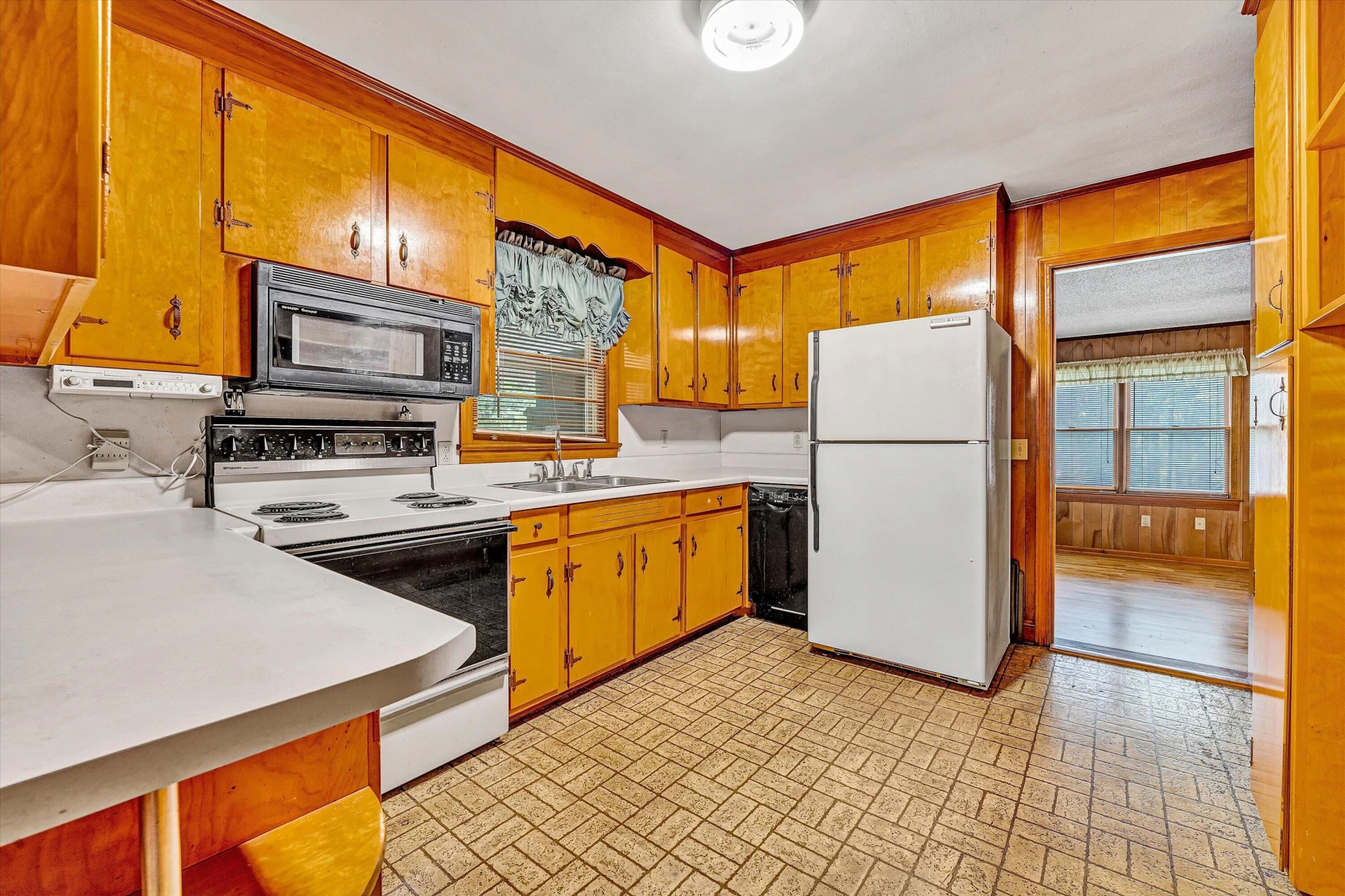 63 Archway RD - Photo 8